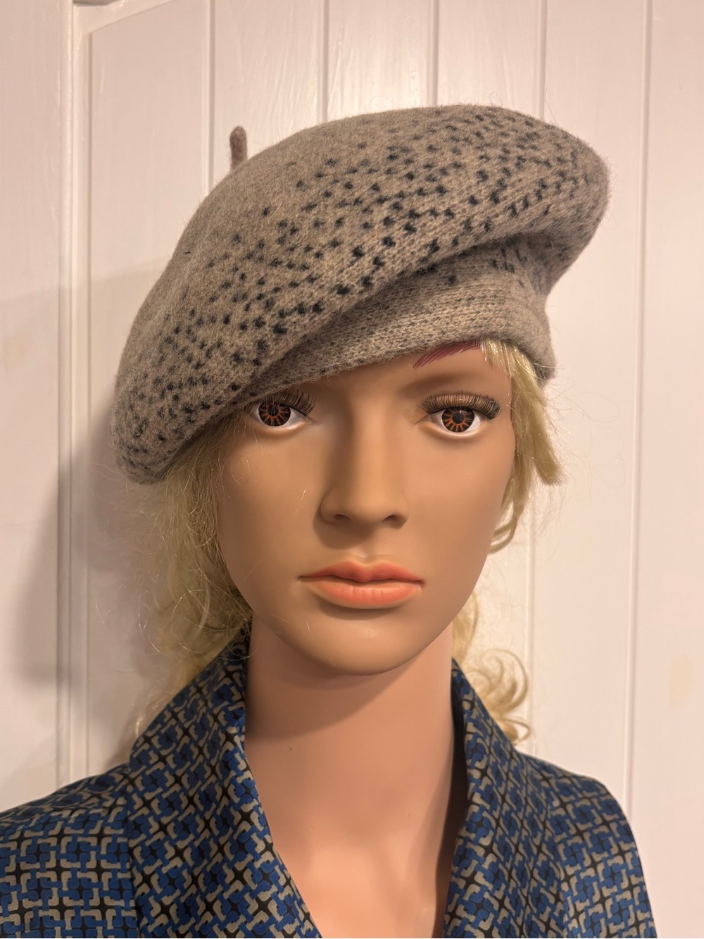 Adora 100% Wool Gray Polka Dot Slouch Beret Hat Parisian